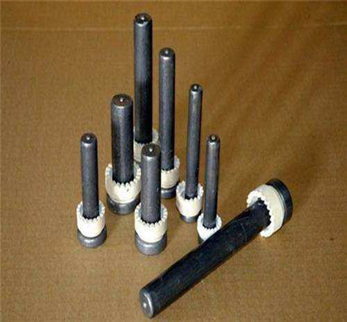 朝磊緊固件專業(yè)生產M16圓柱頭焊釘，滿足長期加工與大批量需求